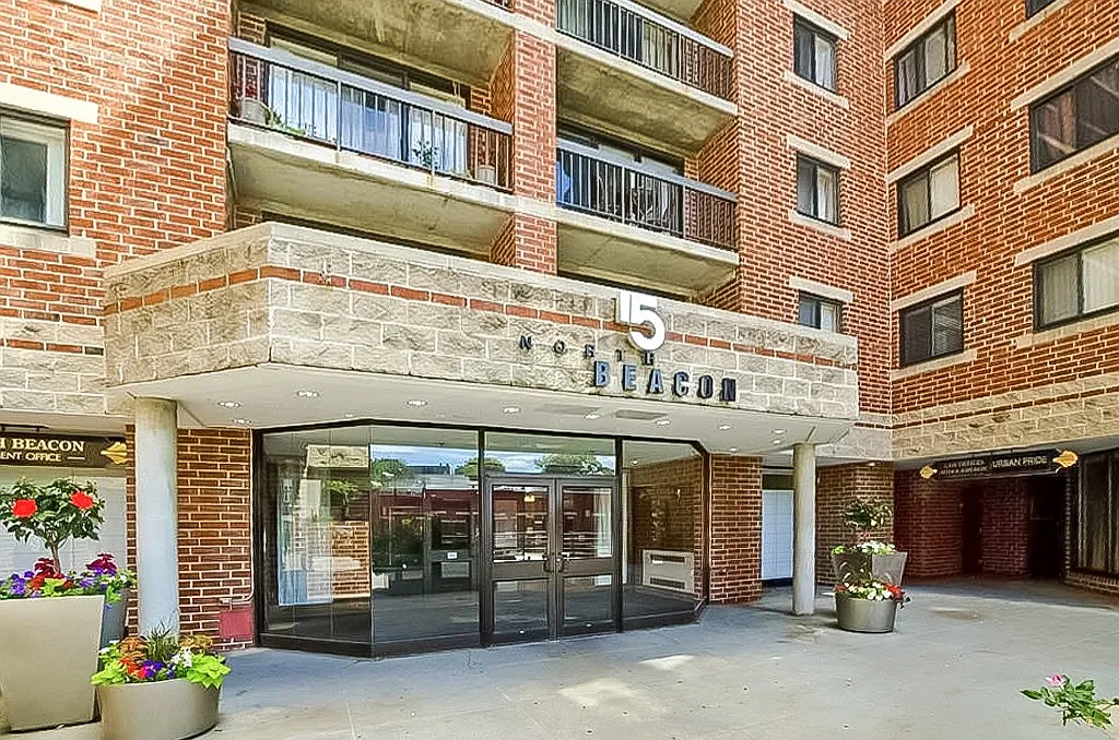 2 bed, 1.5 bath, 805 sqft, $3,000 — Photo 2