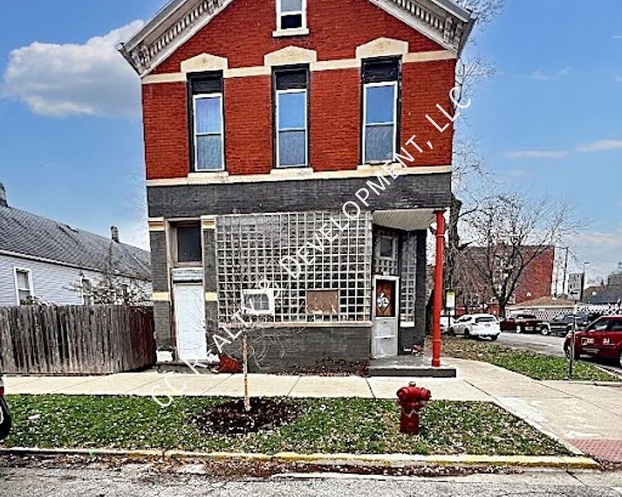 1st image of 3336 S Lituanica Ave Unit 2F