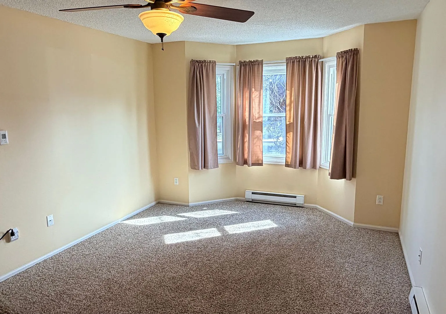 Dog Friendly, 2 Bedroom, 2 Bathroom Sun Valley Townhome — Photo 3