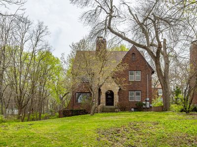 5502 Ingersoll Ave, Des Moines, IA, 50312