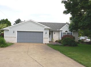 1108 Mudbrook Rd, Huron, OH 44839