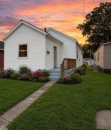 1115 Oglesby St — Photo 1