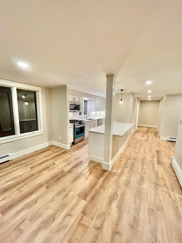 2 bed, 1300 sqft, $3,050 — Photo 4