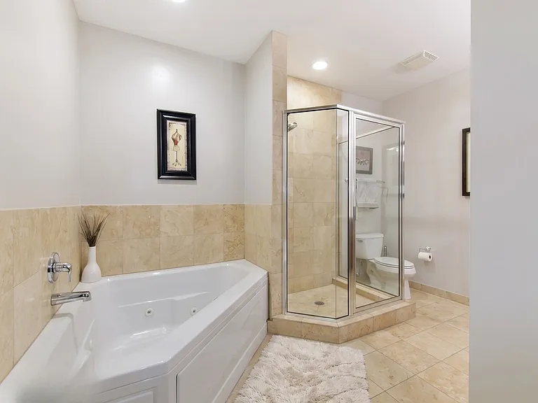 1618 S Halsted St #2D — Photo 14