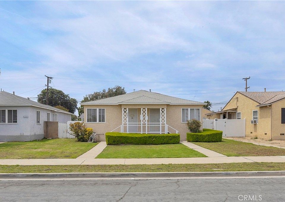 1st image of 3581 Cherry Ave