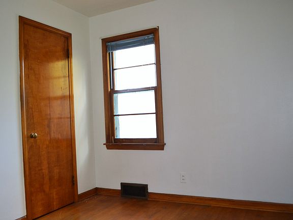 5th image of 1607 W Fair Ave