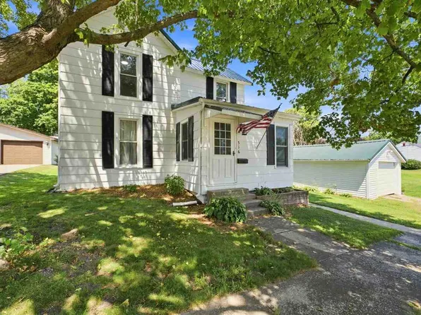 516 Lincoln St, Ainsworth, IA 52201