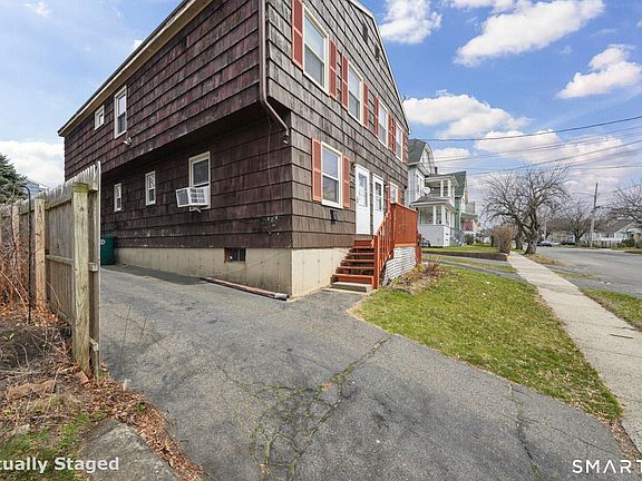 2nd image of 340 Jackson Avenue