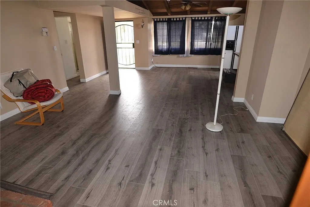 4 bed, 1572 sqft, $4,200 — Photo 3
