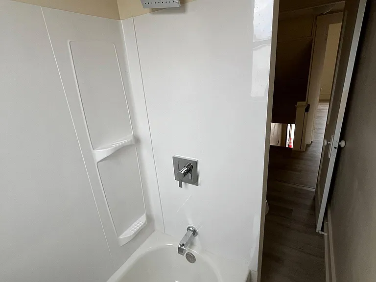 135 Jane St — Photo 4