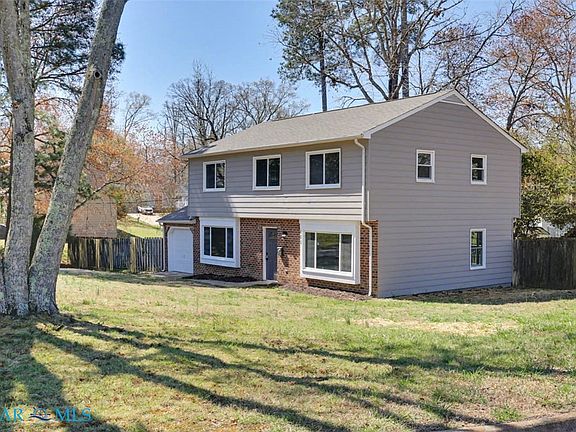 4th image of 181 Rexford Dr E