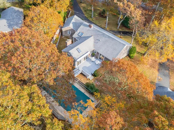 37 Silver Lane, Hyannis, MA 02601