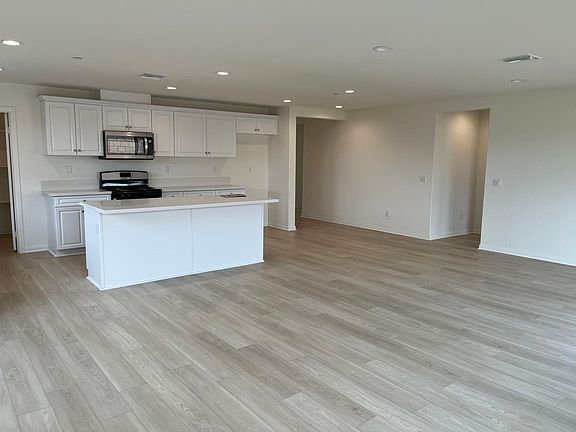 5th image of 16534 Biola Pl