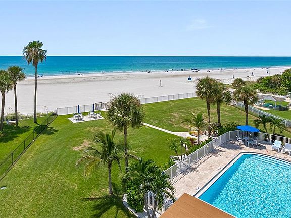 4th image of 17980 GULF BOULEVARD #401