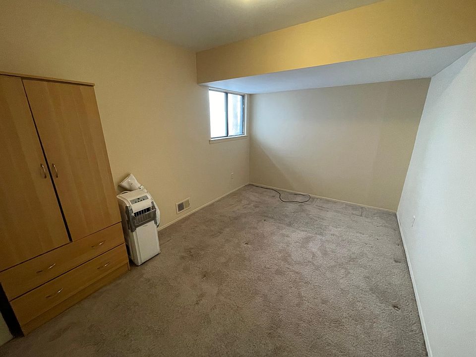 1st image of 274 Monahan Ave Floor 2