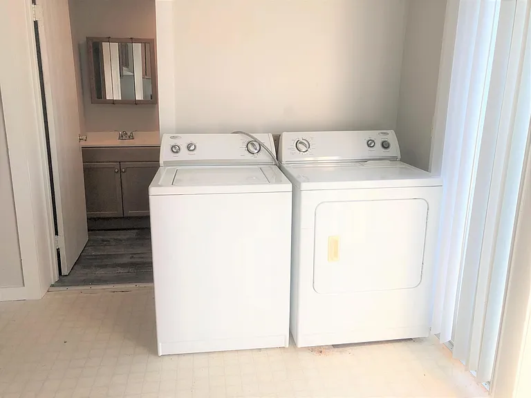 7 Atlantic St #B — Photo 10