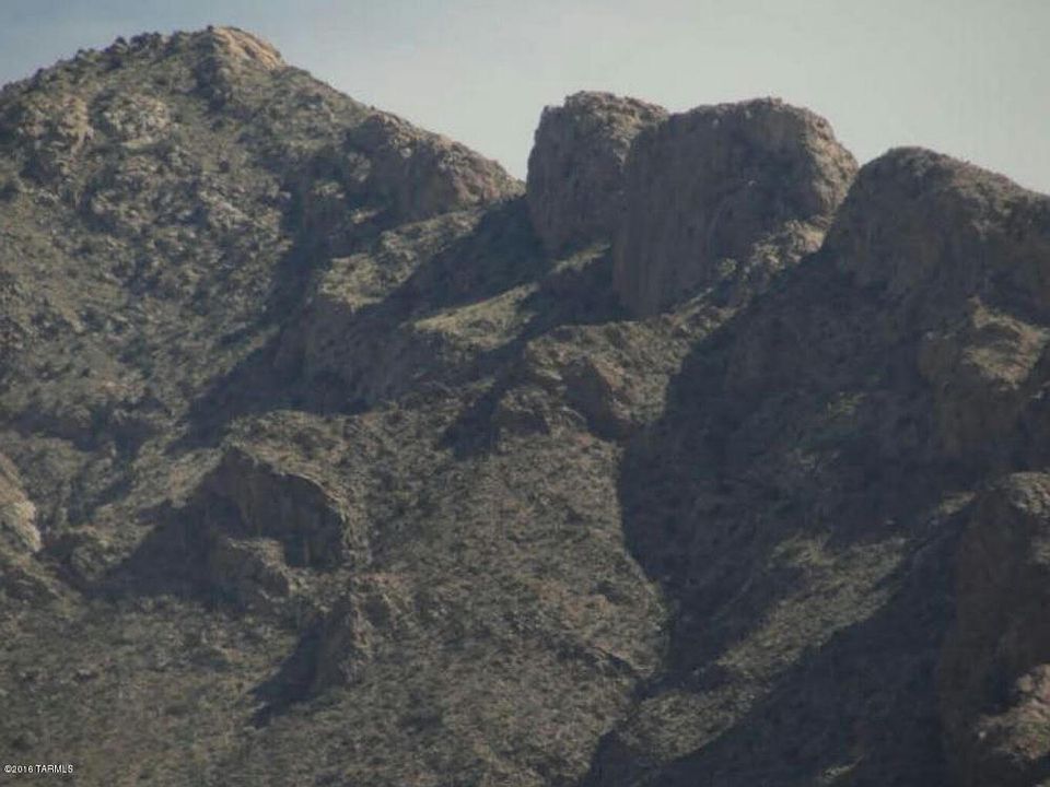1st image of 634 W Paseo Norteno