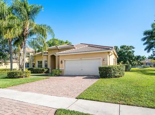 6721 Finamore Cir, Lake Worth, FL 33467