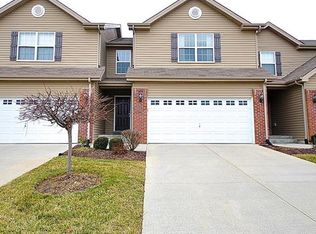 7024 Conner Pointe Dr, Fairview Heights, IL 62208