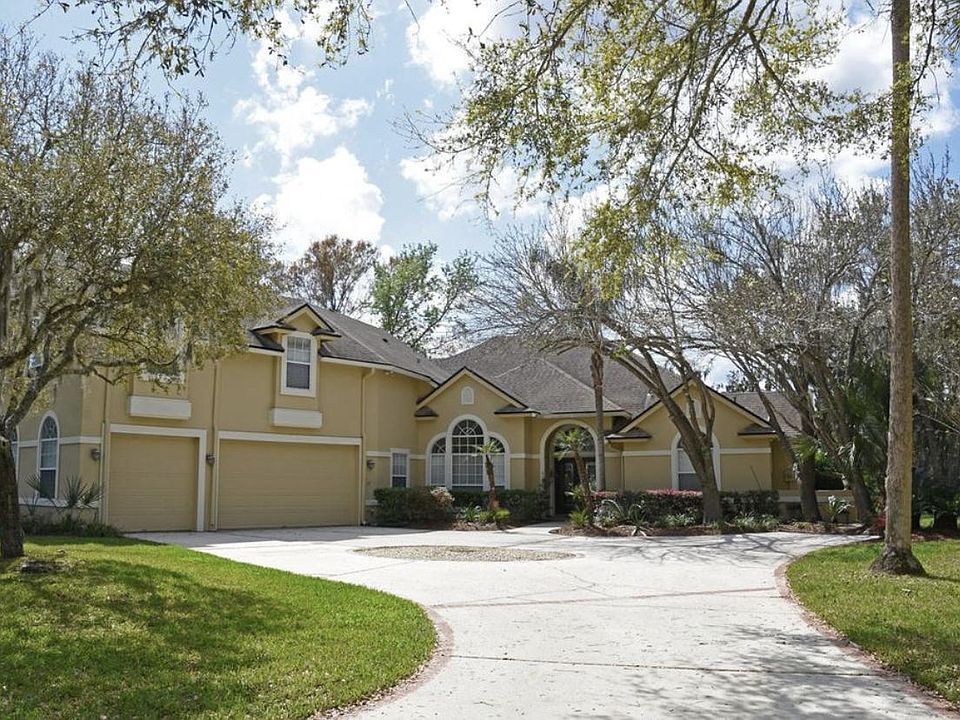 Over sized 3 stall garage and ample parking.