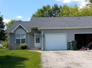 532 McCole Rd, Twin Lakes, WI 53181