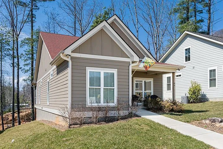 46 Westside Village Rd — Photo 13