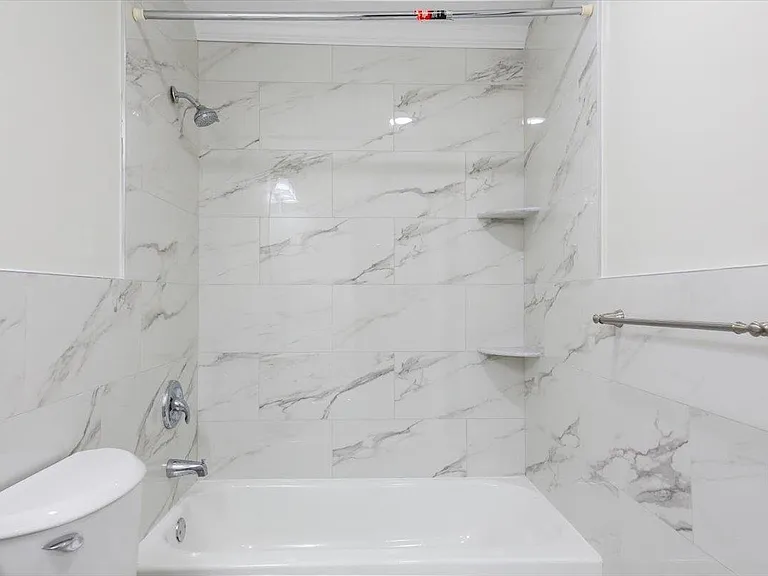 34 Fulton Ave #3 — Photo 10