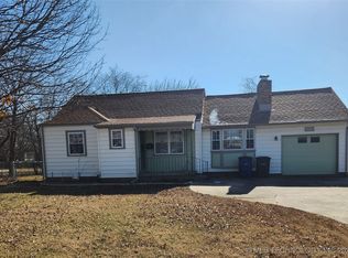 6310 E 4th Pl, Tulsa, OK 74112