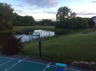 7819 Drake Rd, Woodbury, MN 55125