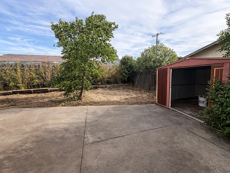 2217 Santa Fe Ct — Photo 20
