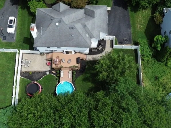 208 Yvonne Way, Greenwich Twp., NJ 08886