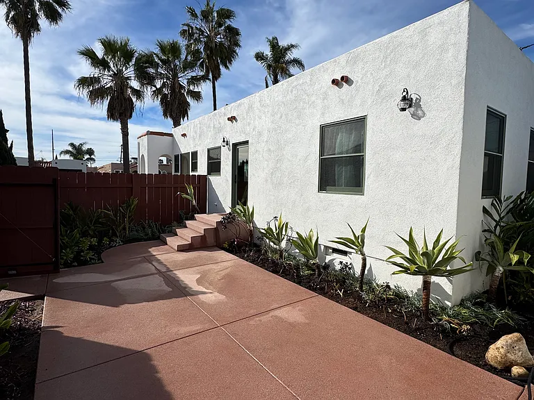 3425 Bancroft St — Photo 25
