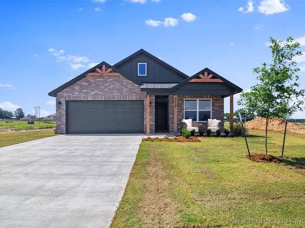 8513 E Fort Worth St, Broken Arrow, OK 74014