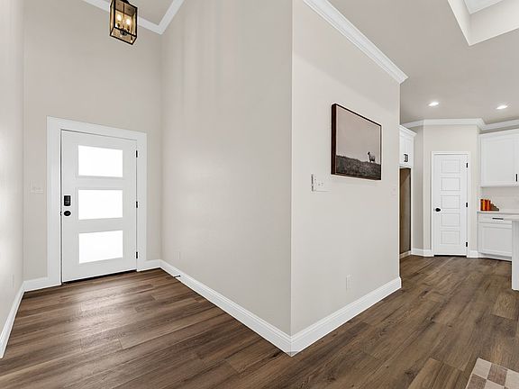 3rd image of 8602 Pamplona Pl