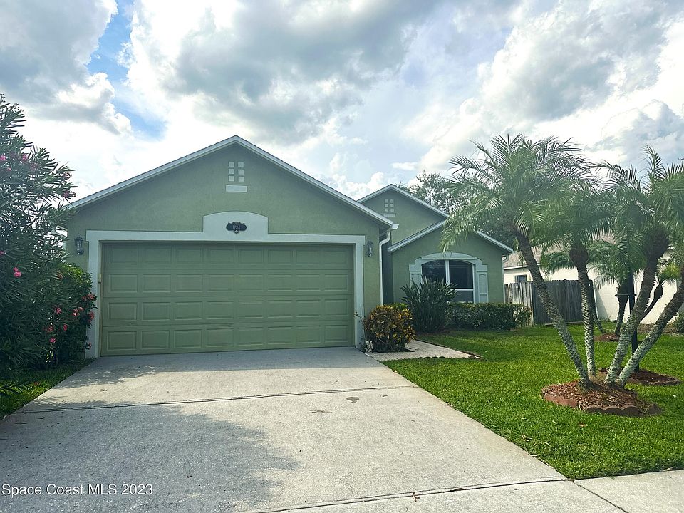 1st image of 1284 White Oak Cir