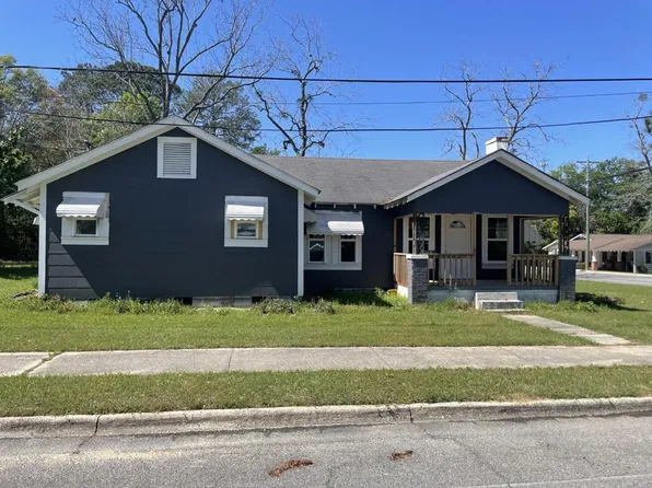 301 Daughtry Ave S, Douglas, GA 31533