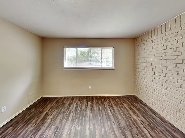 16627 Blackhawk Blvd — Photo 10