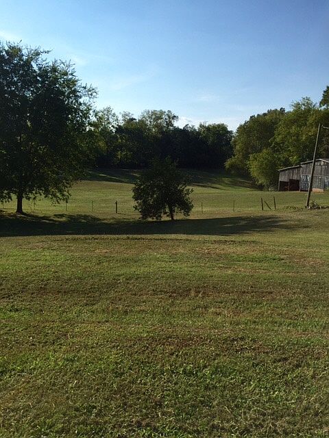 2nd image of 111 Red Pond Rd
