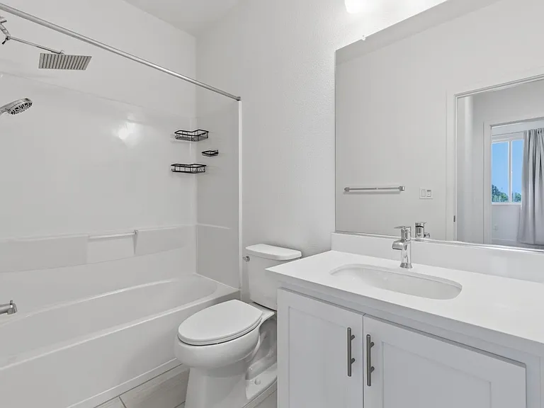 1580 Wright Ave — Photo 15