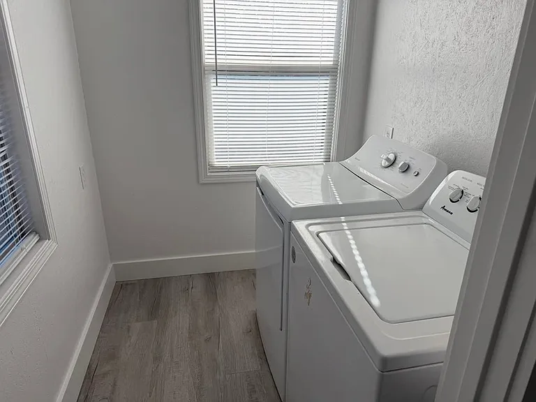 185 Moss Ln — Photo 5