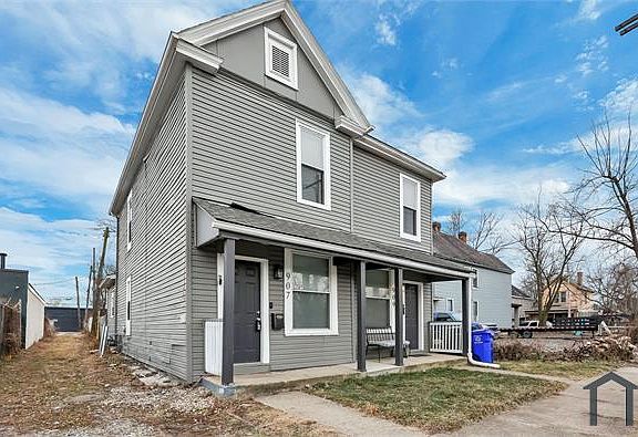 3rd image of 907 Scott St