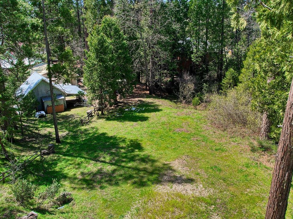 1st image of 123 Dogwood Creek Dr