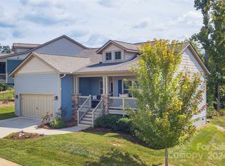 72 Loftin St, Weaverville, NC 28787