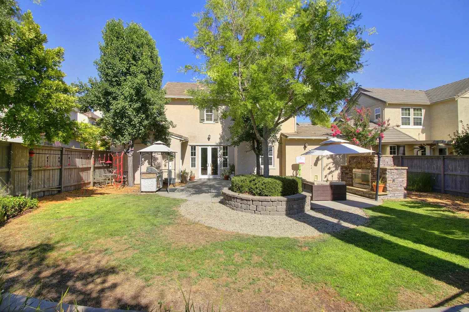 245 Chambord Way photo 1