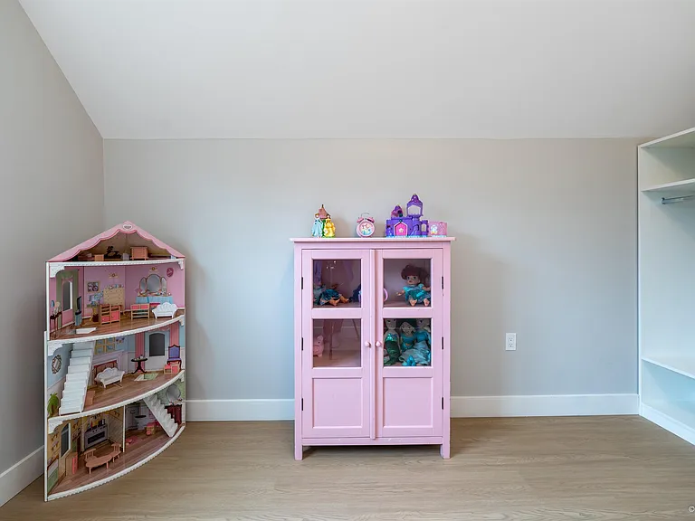 8926 Shepherd Way #UPPER HOUSE — Photo 23
