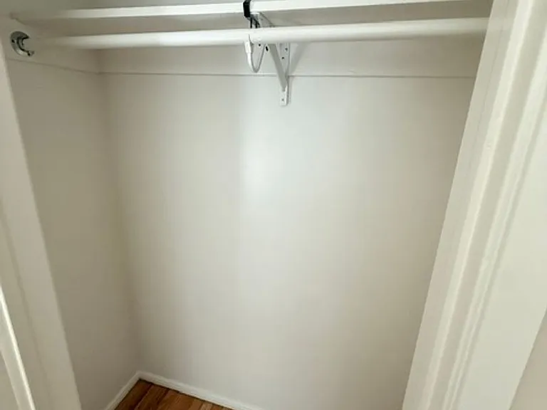 6008 Greenmeadow Rd — Photo 16