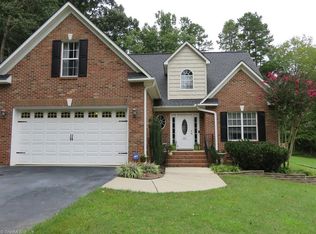 415 College Blvd, Thomasville, NC 27360