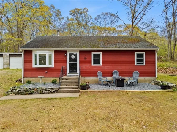 9 Hillside Ave, Berkley, MA 02779