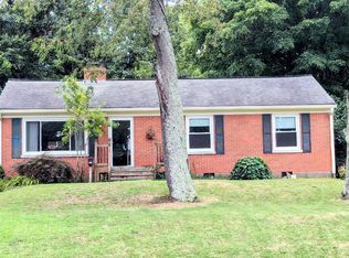 304 Zandale Dr, Lexington, KY 40503
