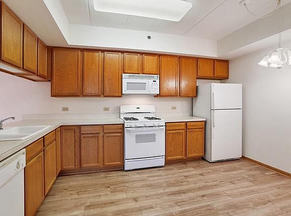 5th image of 7841 W 157th St Unit 201